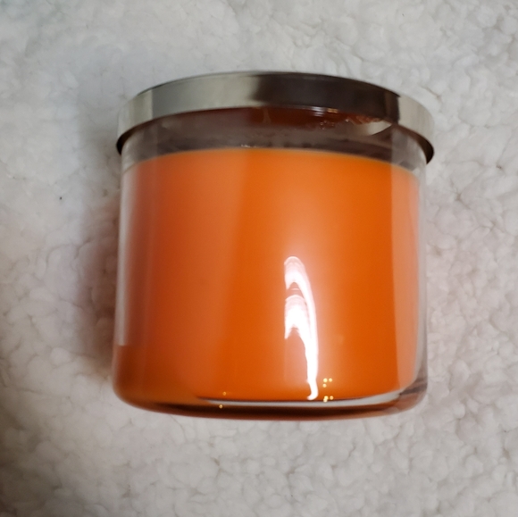 SOLD Bath & Body Works Peach Bellini 3 Wick Candle NWT - Picture 4 of 6